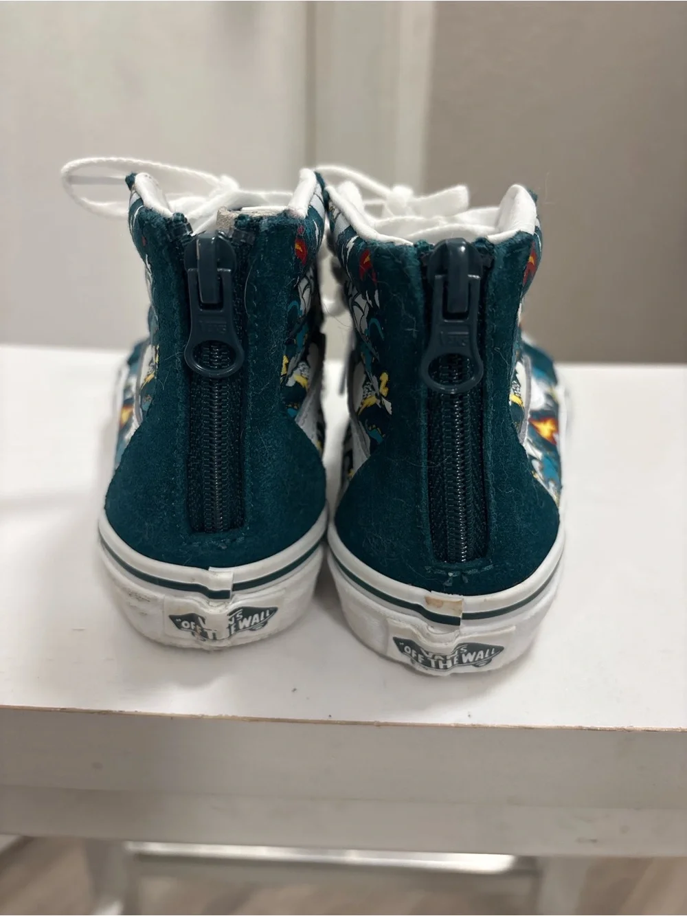 Vans Kids High-Top Sneakers in Teal with Dragon Graphic